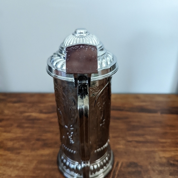 𝅺2/$15 Avon Hunter's Stein Wild Country After Shave 8 FL OZ - Picture 3 of 8